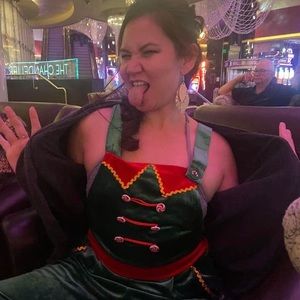 Meet your Posher, Kimberly